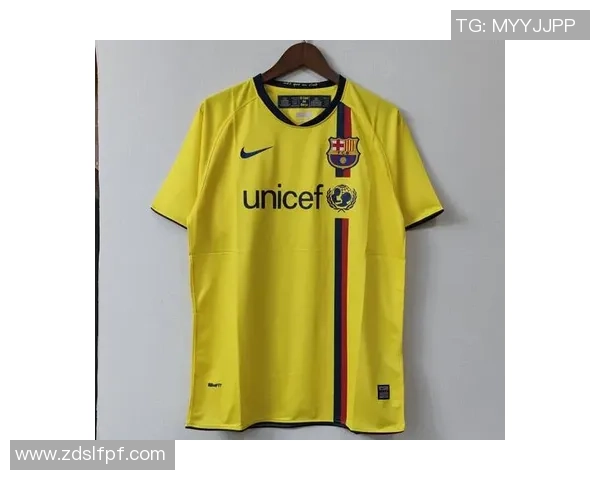 10号球衣的传奇人物揭秘 他们如何在绿茵场上创造奇迹