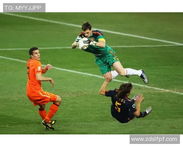 全球足坛十大最强球员排名分析 谁是当今足球之巅的王者