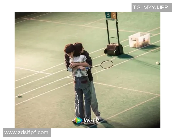 姐弟恋足球球星揭秘：他们的爱情故事超越了球场的界限