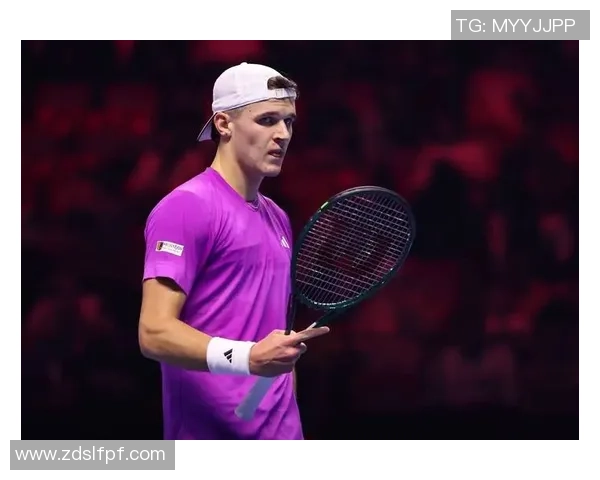 捷克足球新星崛起:当代球员展现国际赛场强大实力 捷克足球新星崛起:当代球员展现国际赛场强大实力