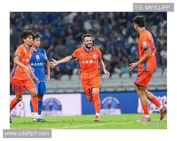 新晋球星闪耀绿茵场 打破记录挑战世界足球新高度 新晋球星闪耀绿茵场 打破记录挑战世界足球新高度