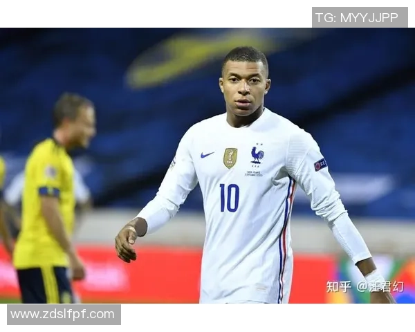 揭秘那些意外闯入足球界的明星球员与他们的传奇故事