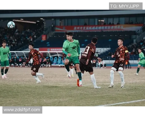 球星亲述：从他们眼中看足球的魅力与挑战