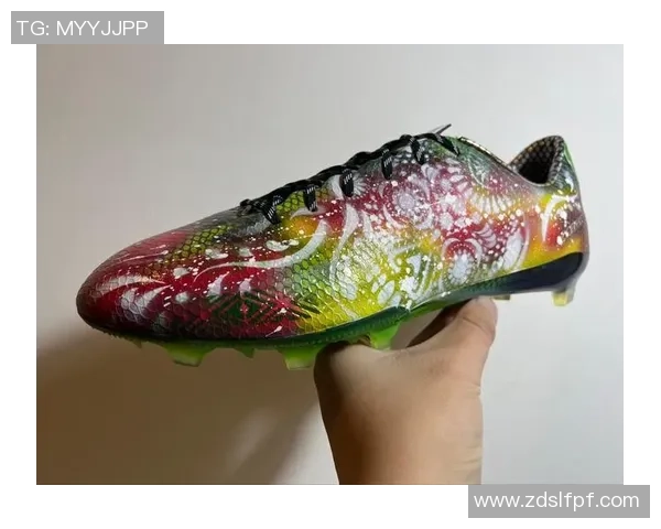 球星足球鞋背后的秘密 是否真的是量身定制打造专属装备